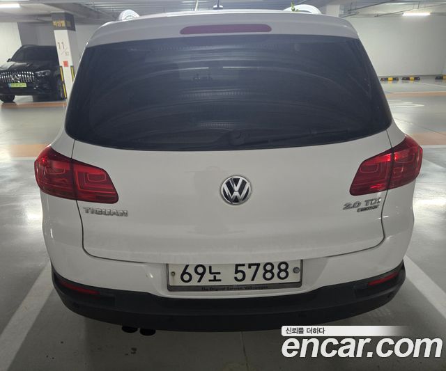 Volkswagen Tiguan 2.0 TDI Comfort 5N — пробег 102 000 км — фото 4 из 5