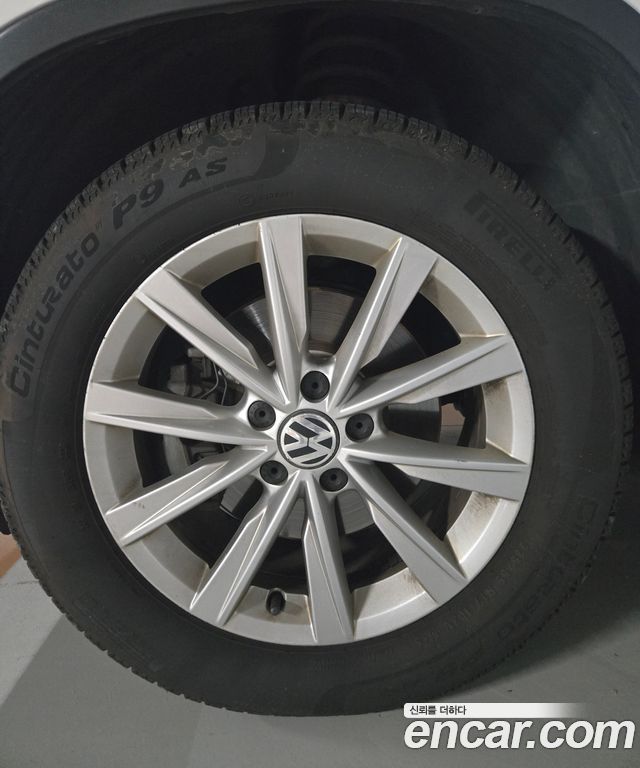 Volkswagen Tiguan 2.0 TDI Comfort 5N — пробег 102 000 км — фото 5 из 5