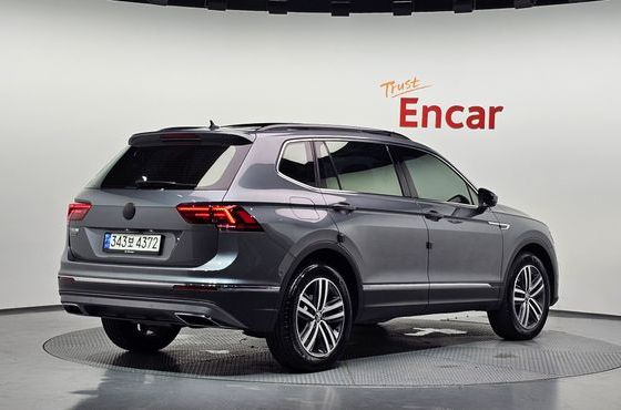 Volkswagen Tiguan 2.0 TDI Prestige — пробег 128 559 км — фото 2 из 5