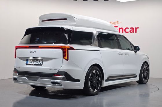 Kia Carnival Gasoline 9-Seater Hi Limousine (7-seater Limousine(Special vehicle) — пробег 23 179 км — фото 2 из 5