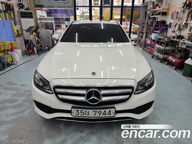 Mercedes-Benz E-Class из Кореи Encar