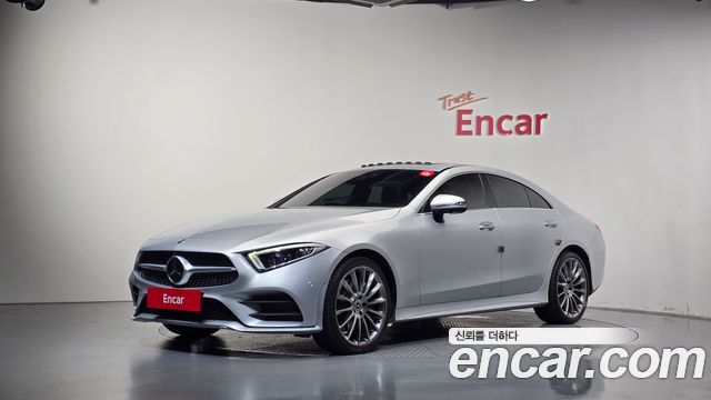 Mercedes-Benz CLS-Class CLS400d 4MATIC AMG Line — пробег 99 823 км — фото 1 из 5