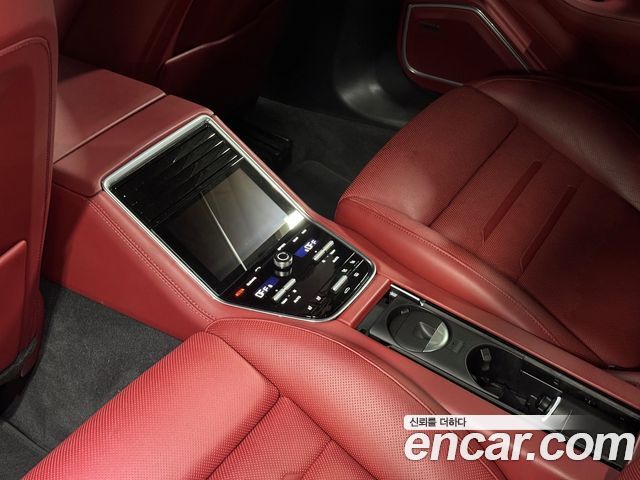 Porsche Panamera 3.0 AWD — пробег 46 000 км — фото 4 из 5
