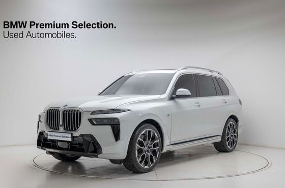 BMW X7 xDrive 40i M Sport 6STR — пробег 4 000 км — фото 1 из 5