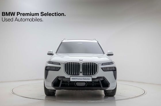 BMW X7 xDrive 40i M Sport 6STR — пробег 4 000 км — фото 2 из 5