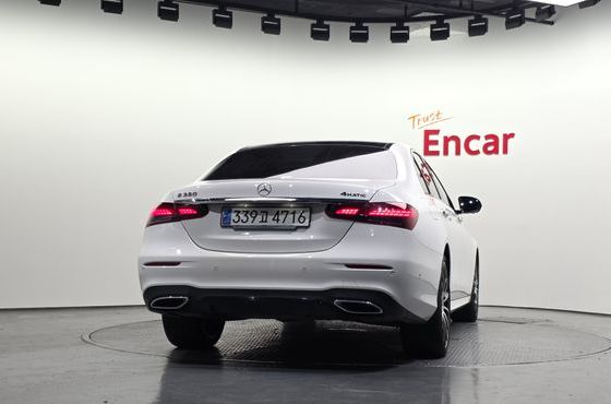 Mercedes-Benz E-Class E350 4MATIC AMG Line — пробег 70 474 км — фото 4 из 5