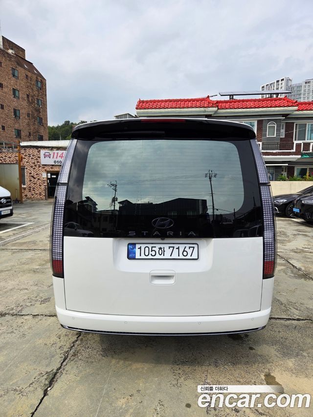 Hyundai Staria Lounge 9-Seater Inspiration — пробег 22 000 км — фото 4 из 5