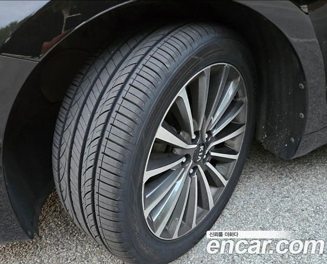 Kia K7 из Кореи Encar