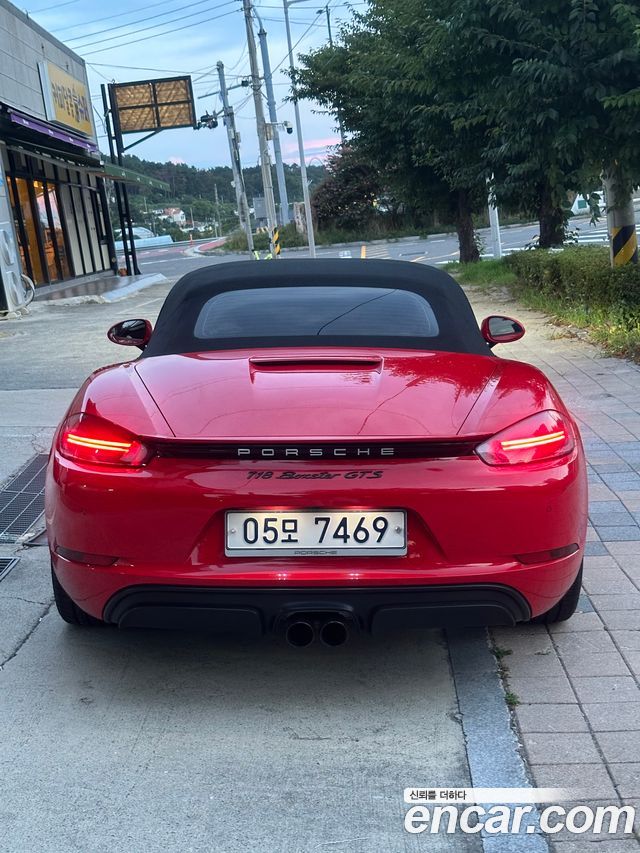 Porsche 718 2.5 GTS — пробег 26 700 км — фото 4 из 5