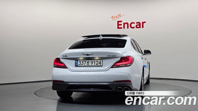 Genesis G70 из Кореи Encar