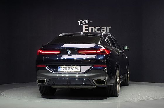 BMW X6 M50i — пробег 28 540 км — фото 4 из 5