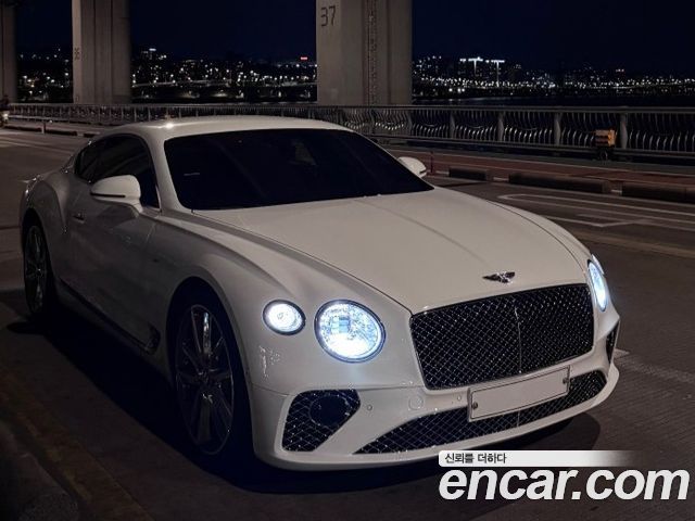 Bentley Continental 4.0 GT — пробег 41 300 км — фото 1 из 5