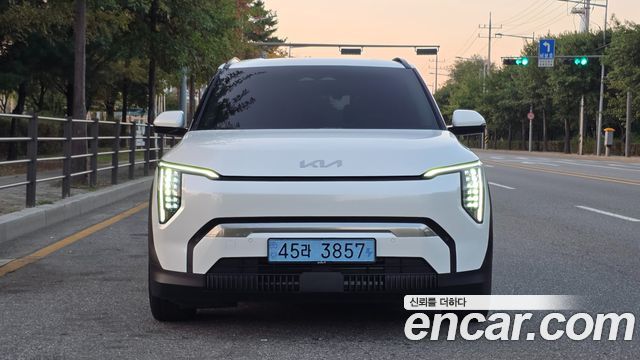 Kia EV3 из Кореи Encar