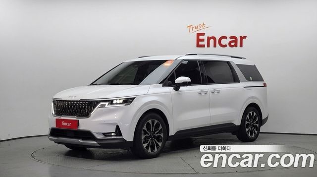 Kia Carnival Gasoline 9-Seater Prestige — пробег 42 055 км — фото 1 из 5