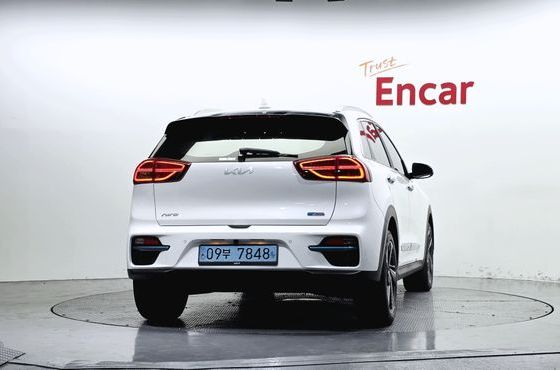 Kia Niro Noblesse — пробег 90 492 км — фото 4 из 5