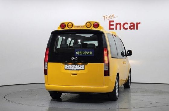 Hyundai Staria L3.5 Kinder Safety Car 11-Seater — пробег 84 749 км — фото 4 из 5