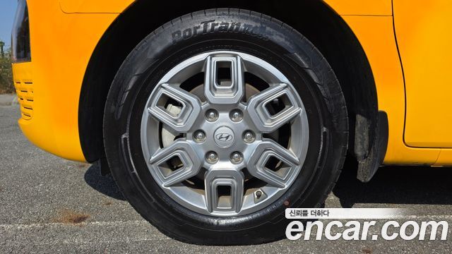 Hyundai Staria из Кореи Encar