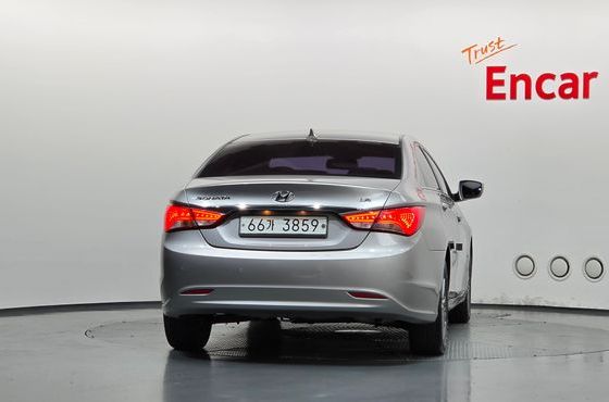 Hyundai Sonata LPI Premium — пробег 38 283 км — фото 4 из 5