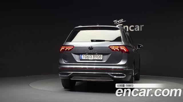 Volkswagen Tiguan 2.0 TSI Prestige — пробег 96 236 км — фото 4 из 5