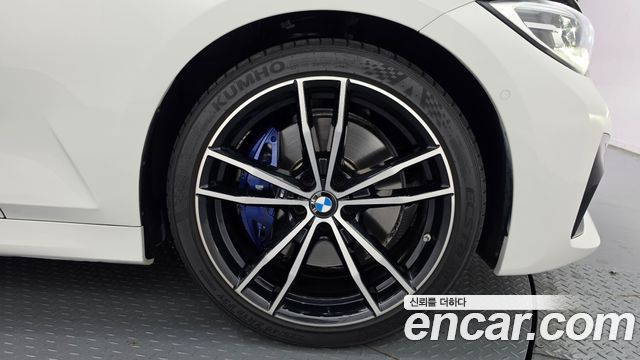 BMW 3-Series из Кореи Encar