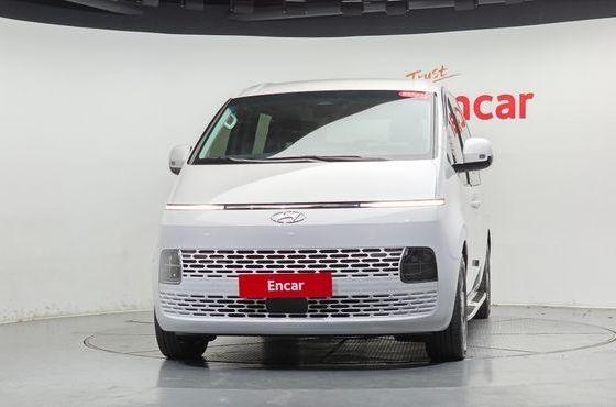 Hyundai Staria L3.5 Tourer 11-Seater Modern — пробег 26 140 км — фото 3 из 5