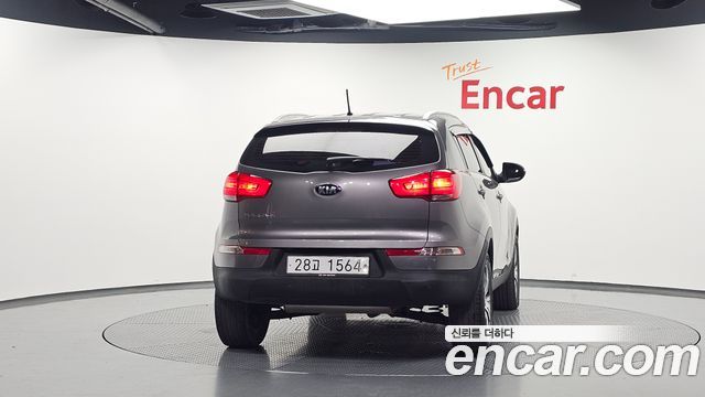 Kia Sportage Diesel 2WD Trendy — пробег 107 968 км — фото 4 из 5