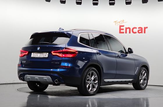 BMW X3 xDrive 20d — пробег 117 489 км — фото 2 из 5