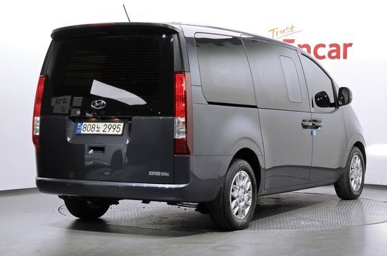 Hyundai Staria Cargo 5-Seater Modern — пробег 194 708 км — фото 2 из 5