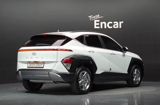 Hyundai Kona Gasoline 2.0 2WD Premium — пробег 13 850 км — фото 2 из 5
