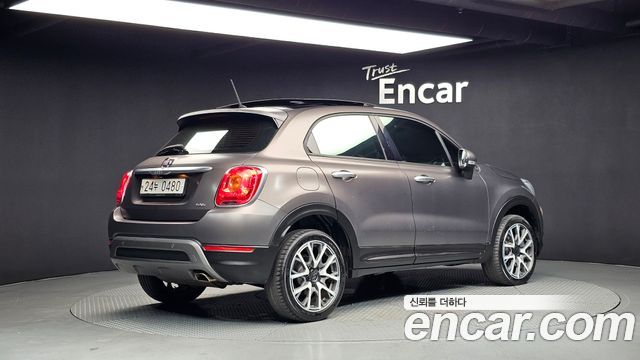 Fiat 500X 2.0 Diesel Cross Plus AWD — пробег 101 501 км — фото 2 из 5