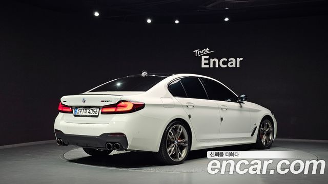 BMW 5-Series M550i xDrive — пробег 45 492 км — фото 2 из 5