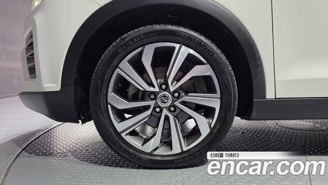 Ssangyong TIBOLI из Кореи Encar