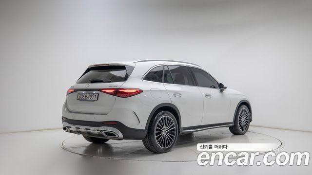 Mercedes-Benz GLC-Class GLC300 4MATIC — пробег 26 814 км — фото 2 из 5