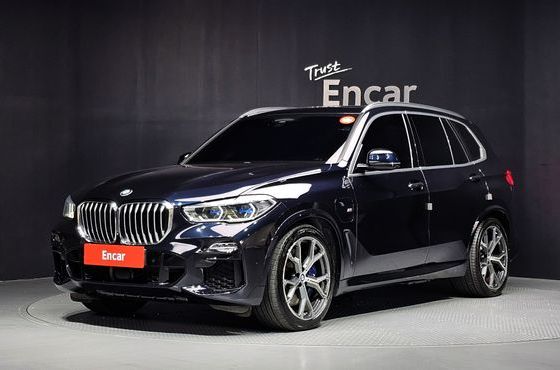 BMW X5 xDrive 45e M Sport — пробег 105 229 км — фото 1 из 5