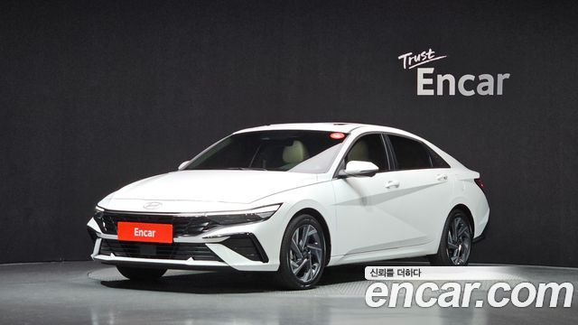Hyundai AVANTE Inspiration — пробег 6 490 км — фото 1 из 5