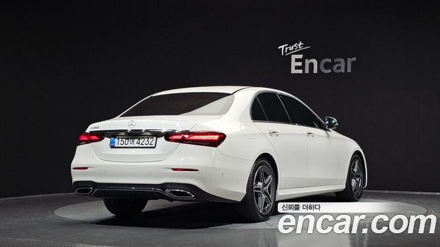 Mercedes-Benz E-Class из Кореи Encar