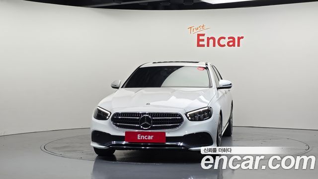 Mercedes-Benz E-Class из Кореи Encar