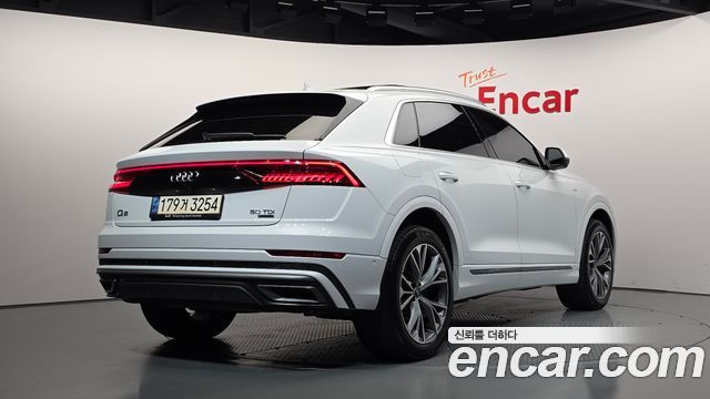 Audi Q8 50 TDI Quattro Premium — пробег 88 528 км — фото 2 из 5