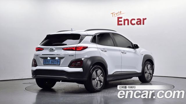 Hyundai Kona Premium — пробег 229 113 км — фото 2 из 5