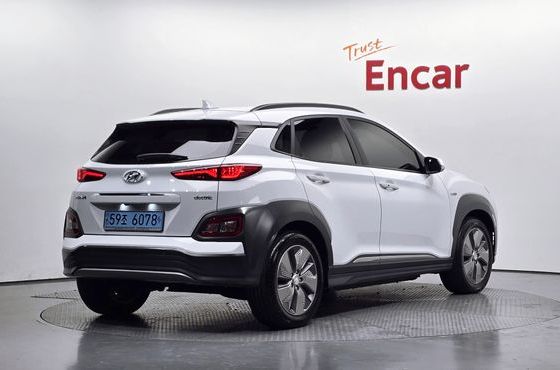 Hyundai Kona Premium — пробег 229 113 км — фото 2 из 5