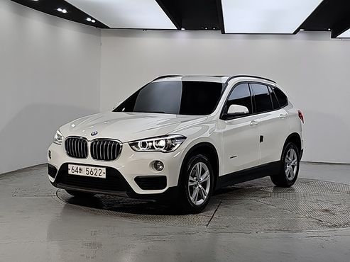 BMW X1 xDrive 18d — пробег 87 365 км — фото 1 из 5