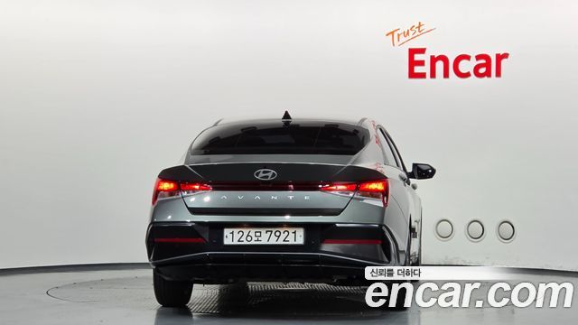 Hyundai AVANTE Modern — пробег 13 384 км — фото 4 из 5