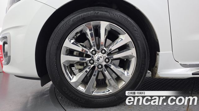 Kia Carnival из Кореи Encar