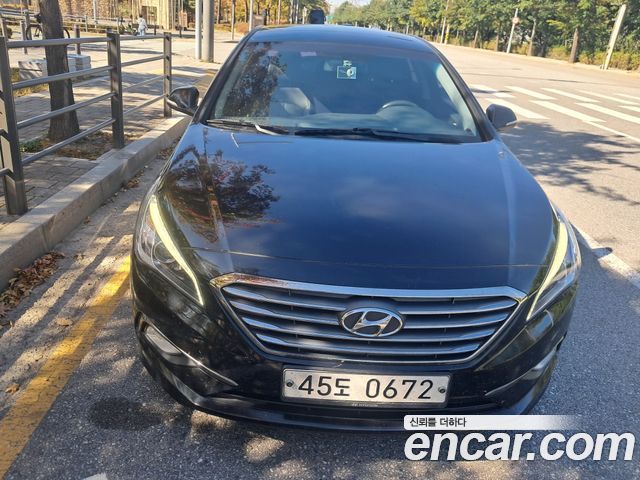 Hyundai Sonata 2.0 Smart — пробег 240 000 км — фото 1 из 5