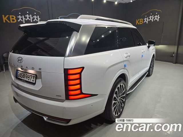 Hyundai Palisade HEV 2.5T 4WD 9-Seater Calligraphy — пробег 12 300 км — фото 4 из 5
