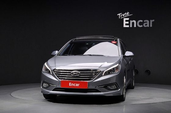Hyundai Sonata 2.0 Premium — пробег 132 459 км — фото 3 из 5