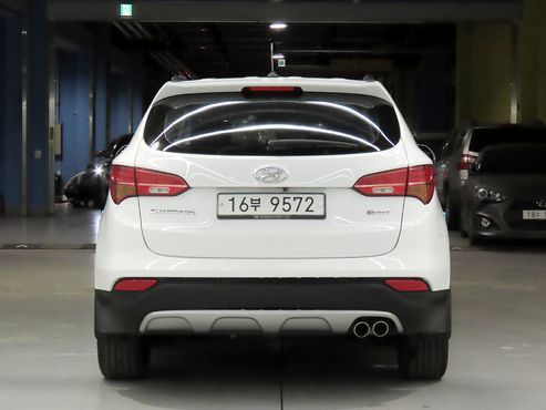 Hyundai Santafe Diesel(e-VGT) 2.0 2WD Premium — пробег 81 000 км — фото 3 из 5