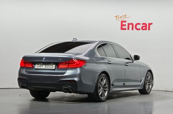BMW 5-Series 530i M Sport Package Plus — пробег 133 927 км — фото 2 из 5