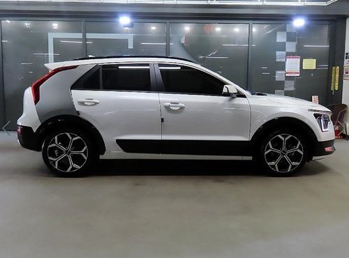 Kia Niro Signature — пробег 34 668 км — фото 3 из 5