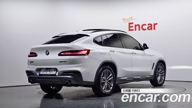 BMW X4 xDrive20i M Sport X — пробег 70 355 км — фото 2 из 5